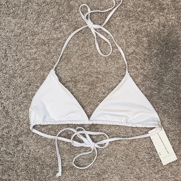 Londre Triangle String Bikini Top - Picture 2 of 5